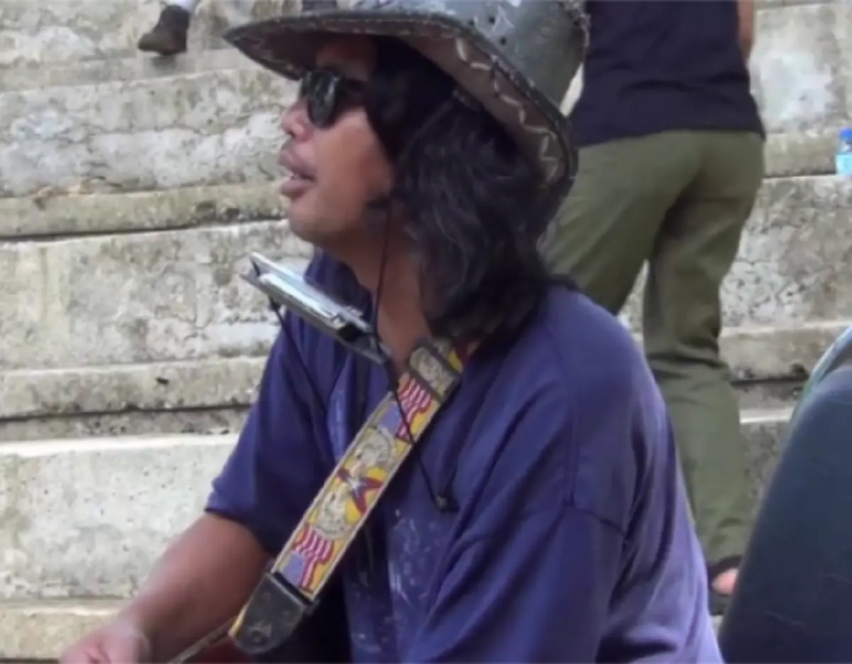 คิดว่า "เสก โลโซ" มาร้องเพลง หน้าเหมือน เสียงเหมือน (คลิป)