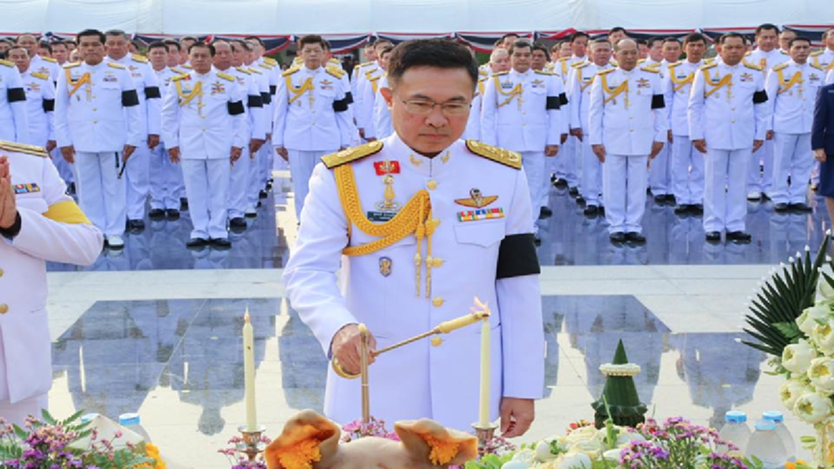 น้อมรำลึกพระมหากรุณาธิคุณ!! กองทัพไทยจัดบวงสรวงสมเด็จพระนเรศวรมหาราช ผู้ทรงกอบกู้เอกราชให้ชาติไทย!