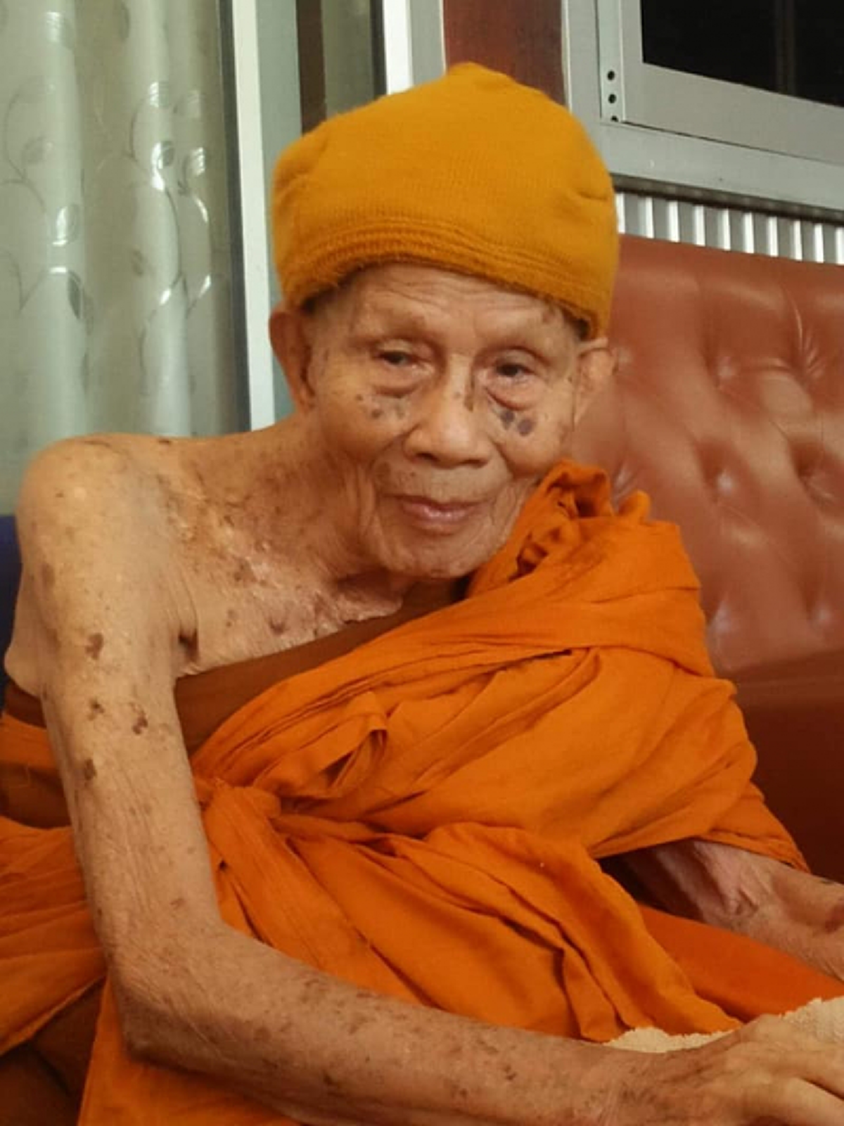 สิ้นเกจิดัง 6 แผ่นดิน หลวงปู่สอ ขันติโก วัดโพธิ์ศรี สิริอายุ 114 ปี