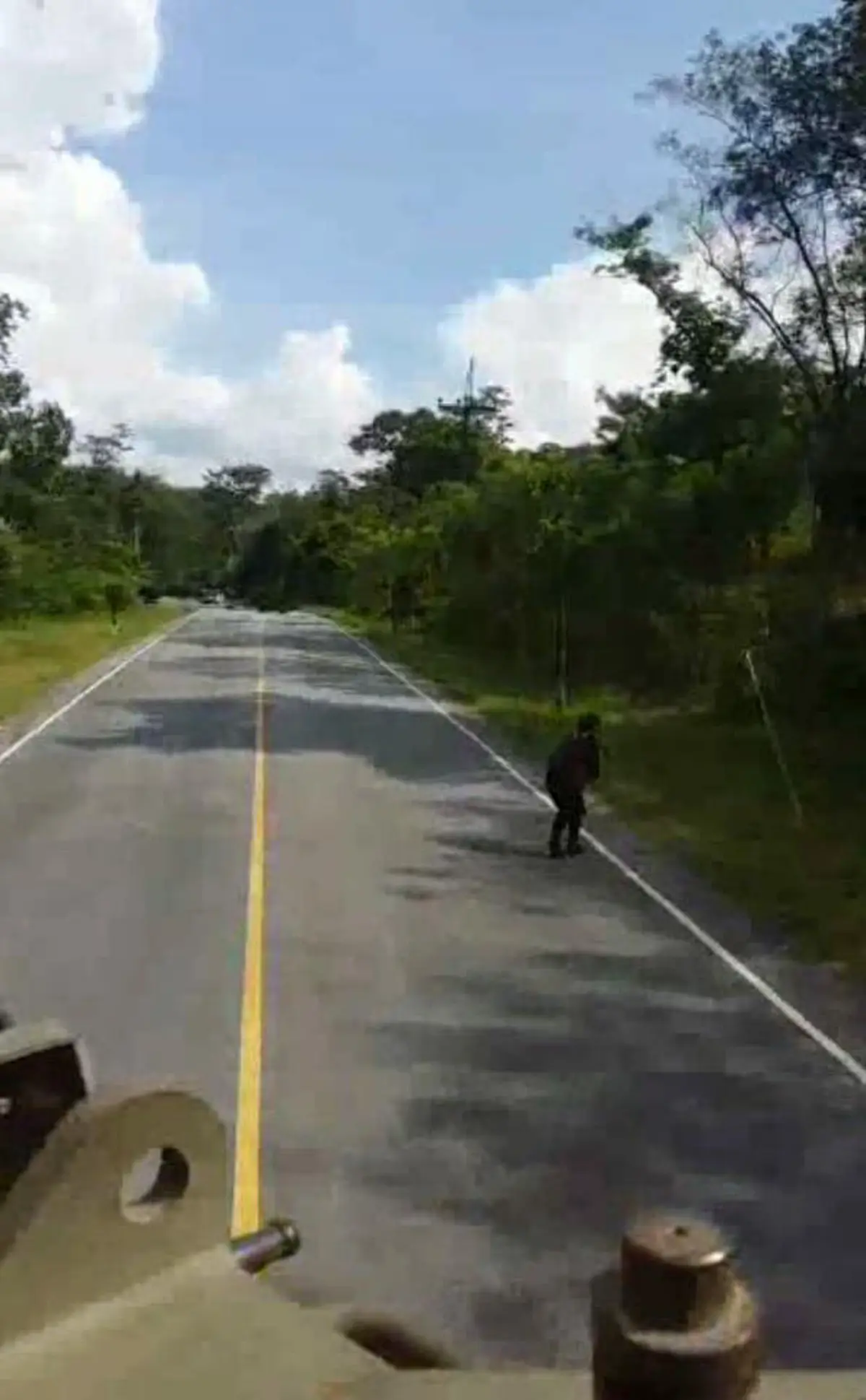 เพื่อนทหารกล้าเราไม่เคยทิ้งกัน!!เปิดคลิปนาทีชีวิต"นักรบชุดดำทพ.11"ลุยยิงสกัดโจรใต้ลอบถล่มบึ้มยิงซ้ำ"1ทหาร-5อส.ทหารพรานพลีชีพ" #R.I.P. (คลิป)