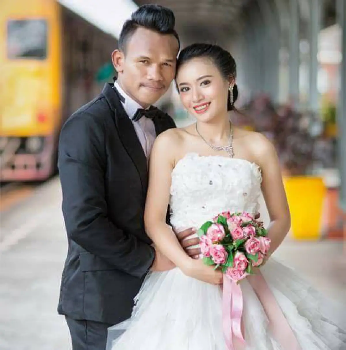 อิจฉาตาร้อน !!! เปิดวาร์ป"คู่ชีวิต"ของอิ๊คคิวซัง โหดขั้นเทพ...บอกเลยน่ารักสุดๆ ! (มีภาพ)