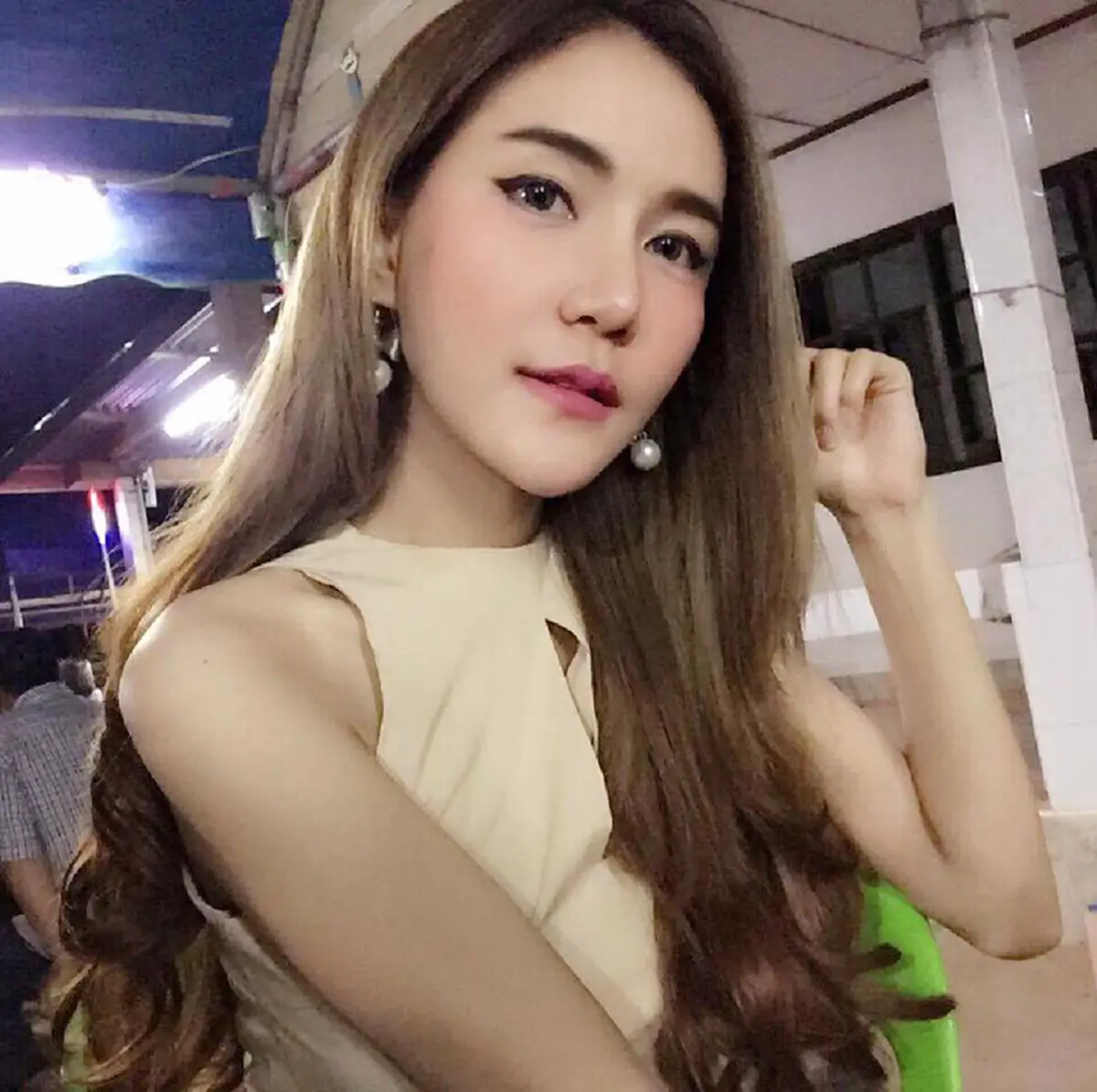 ทานกระแสโซเซี่ยลไม่ไหว!! "น้องแป้ง" พยาบาลสาวสวย ตัดสินใจลาออกแล้ว หลังชาวเน็ตด่าเละปมแต่งตัวไม่เหมาะสม?? พร้อมรับผิดขอโทษ!! (รายละเอียด)