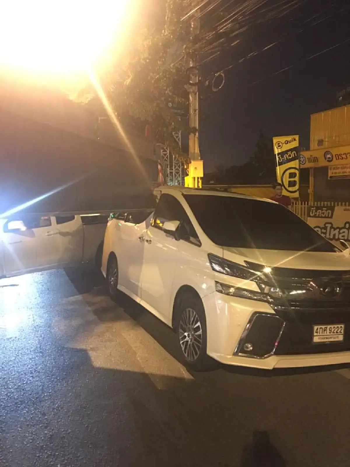 เหมือนเป็นลาง!! ถึงกับอึ้งเจอข้อความ "บอล เชิญยิ้ม" โพสต์ ไม่กี่ชั่วโมงก่อนเจออุบัติเหตุ18ล้อบรรทุกคานเหล็กฟาดรถตู้หวิดเกิดโศกนาฏกรรมสยอง?