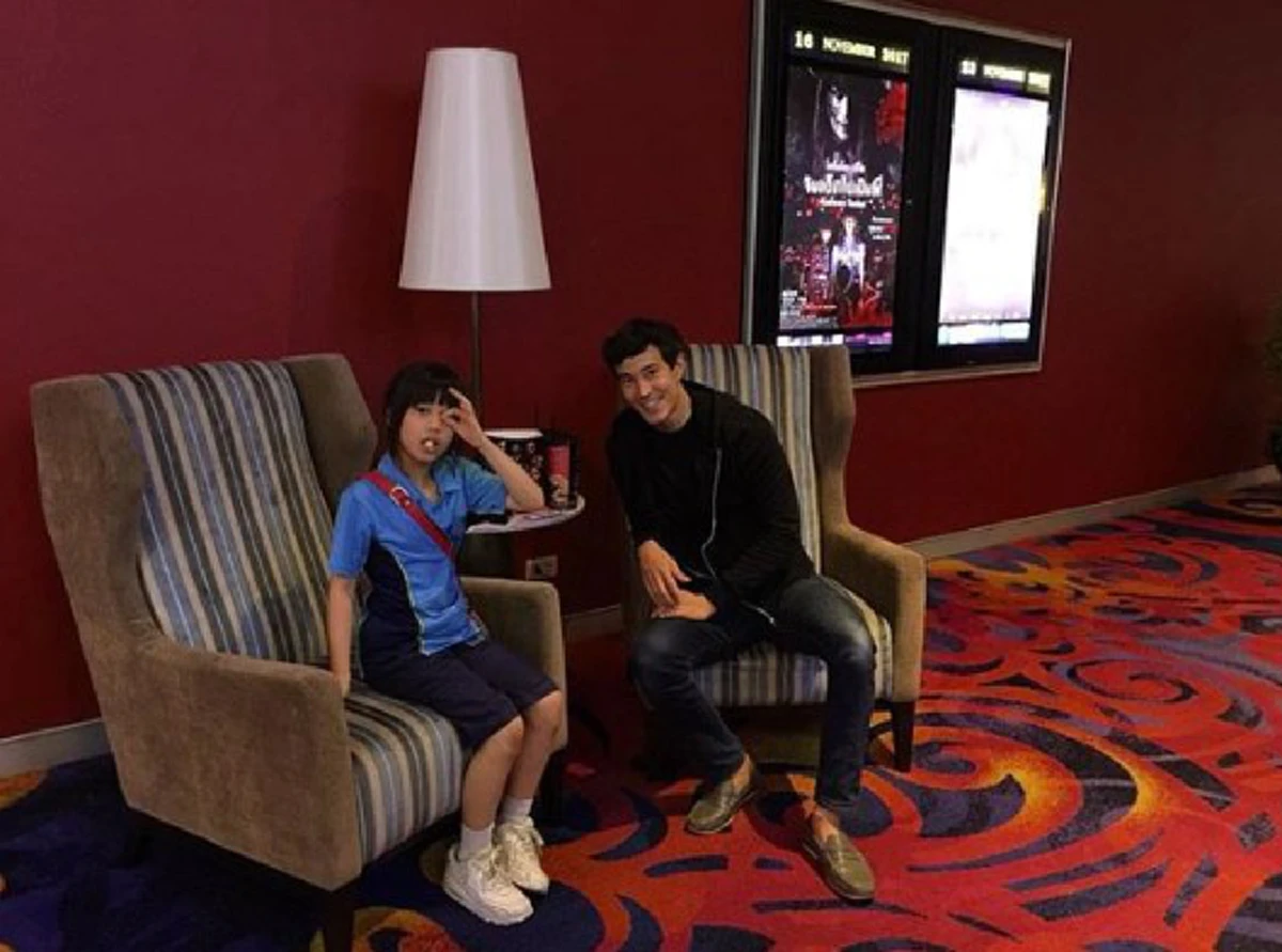 ครั้งแรก!!! เผยชีวิตปัจจุบัน "เจฟฟรี่ เบญจกุล" หลังไม่ค่อยมีผลงานให้เห็นทางหน้าจอ ล่าสุดกลับมาพร้อมกับทายาท ที่หลายคนไม่เคยเห็น!!