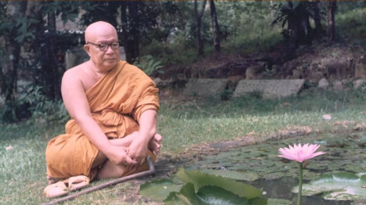 ครบ ๑๒ ปี! องค์การยูเนสโกประกาศยกย่อง "ท่านพุทธทาสภิกขุ" เป็นบุคคลสำคัญของโลก ถือเป็นคนไทยลำดับที่ ๑๗  ที่ได้รับเกียรตินี้ #วันนี้ในอดีต