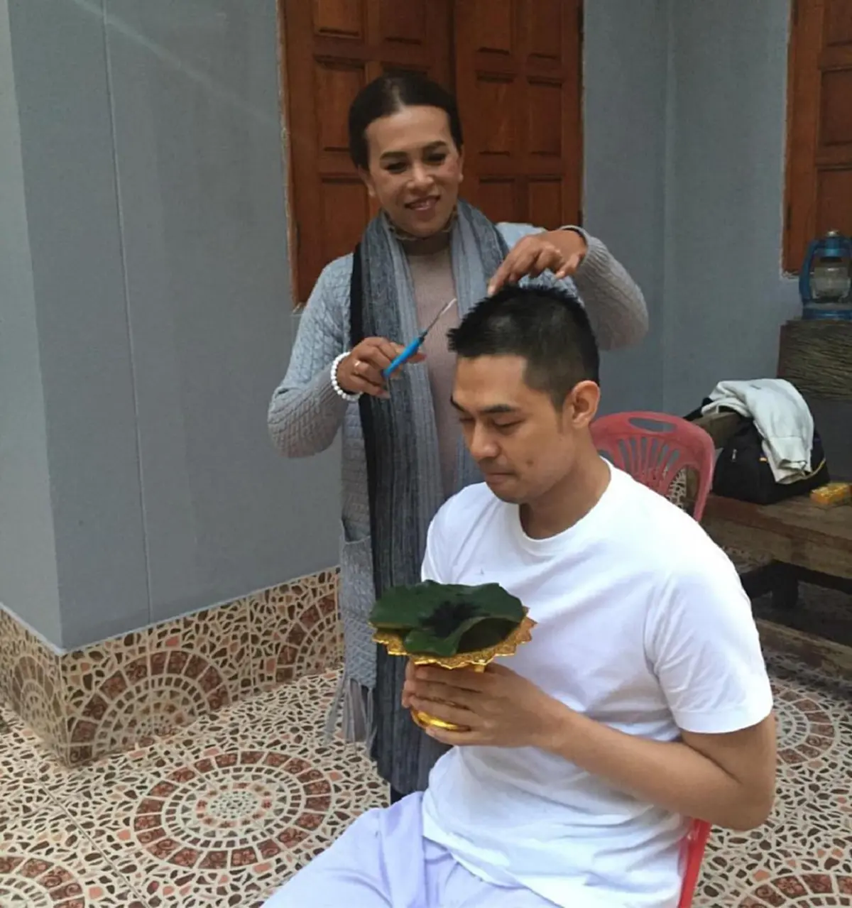 อนุโมทนาบุญครั้งใหญ่!! "แดน วรเวช" เข้าพิธีอุปสมบทแบบเรียบง่าย ที่วัดป่าภูทับเบิก ทดแทนพระคุณบุพการี แฟนคลับแห่ร่วมศรัทธา #สาธุๆ!?! (มีภาพ)