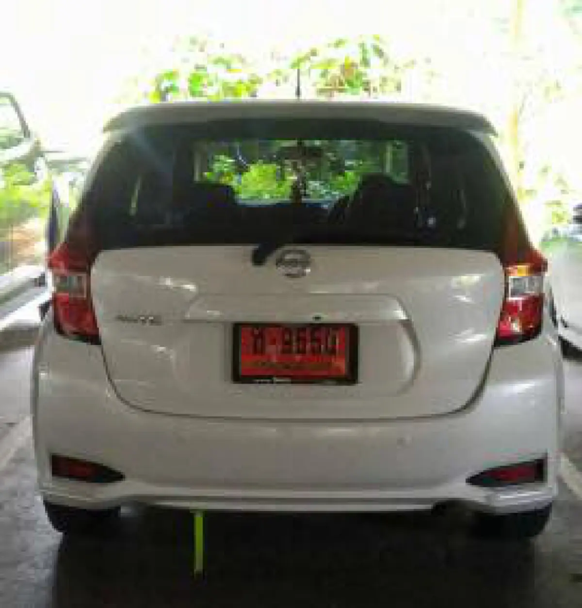 จุกอกพูดไม่ออก!! อัพเดทล่าสุดๆหนุ่มซื้อรถป้ายแดงแถมสนิมได้คำตอบจากค่ายรถแล้ว ยันไม่เปลี่ยนคันใหม่วิธีการแก้ไขคือ "เสียจุดไหนก็ซ่อมจุดนั้น" ?