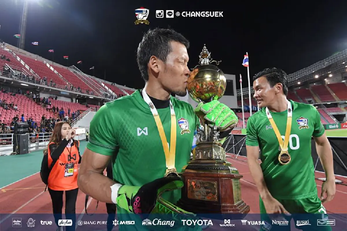 ประมวลภาพการฉลองแชมป์ฟุตบอลชิงถ้วยพระราชทานคิงส์คัพ สมัยที่ 15 ของทัพช้างศึก หลัง ดวลจุดโทษเอาชนะ ทีมชาติเบลารุส  5-4