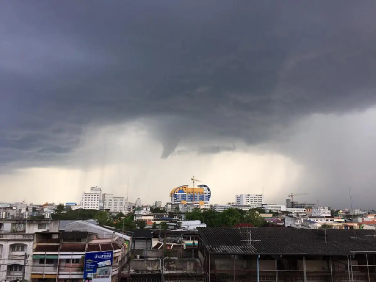 40 จังหวัดระวังฝนหนัก เตือนล่าสุดอิทธิพล"ไต้ฝุ่นมังคุด" กระทบไทย 16-18 ก.ย.