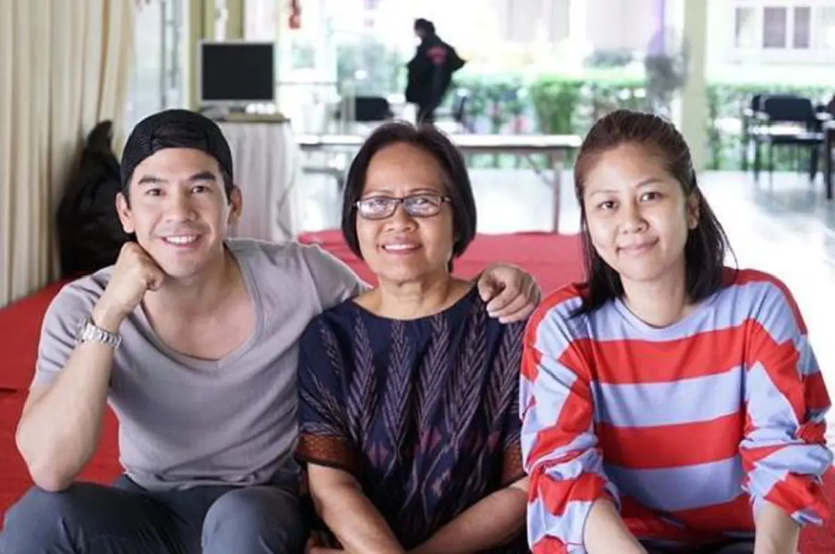 ผู้เป็นแม่สุดภูมิใจ!!! เปิดบ้านใหม่ "โป๊ป ธนวรรธน์" ที่ออกแบบด้วยตนเอง แม้จะไม่ได้อลังการมาก แต่เต็มไปด้วยความอบอุ่น!!? (ชมภาพ)