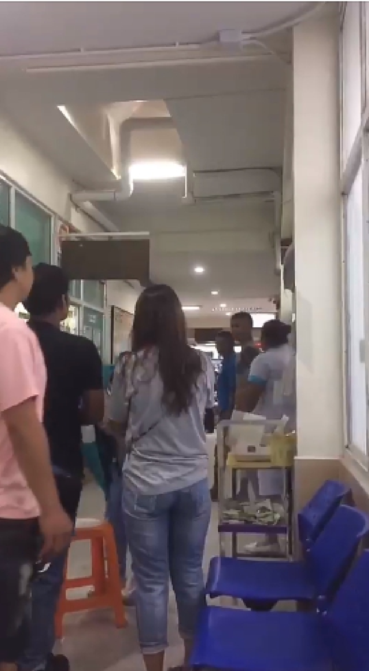 หนุ่มหัวร้อน ไม่พอใจพยาบาล