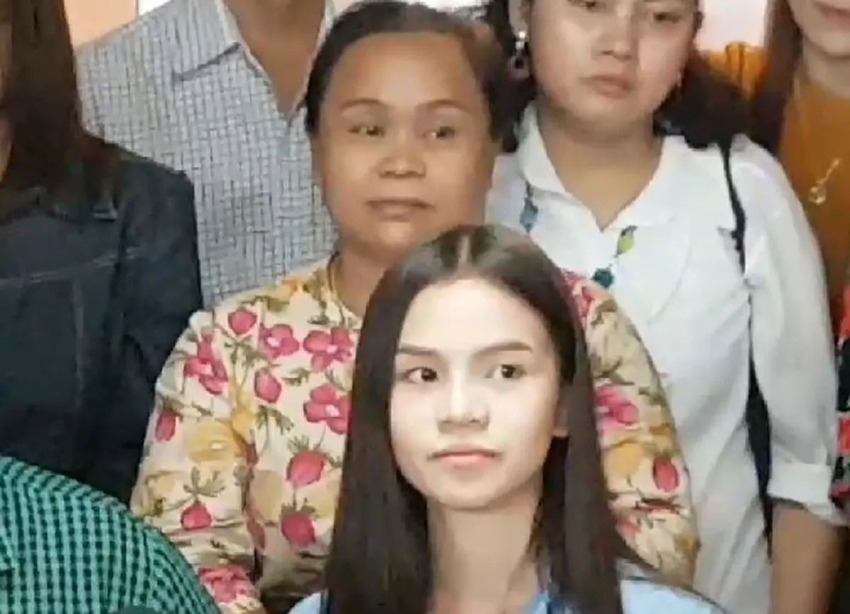 แตกหักถึงขีดสุด !!? แค่ "อาร์ม" ไม่พองานนี้ "แม่" ผสมโรงแฉกลางวงสื่อปมแตกหักค่ายไหทองคำ! (มีคลิป)