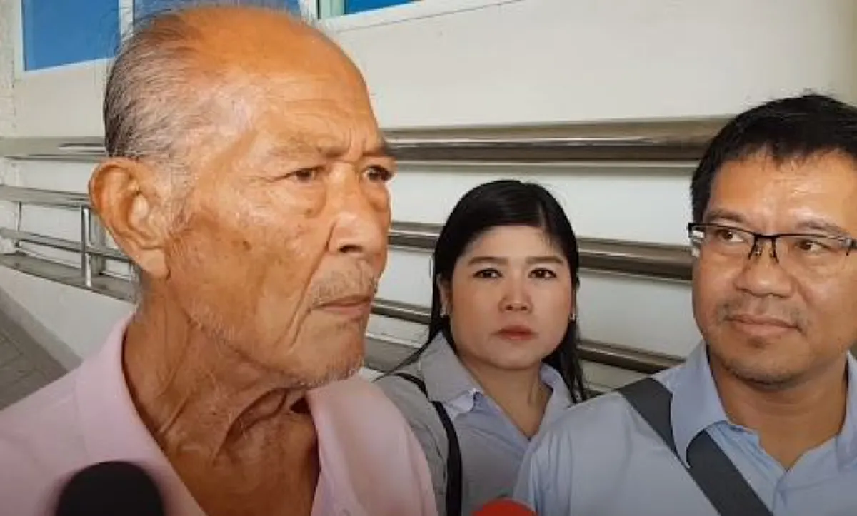 เศร้าน้ำตาซึม "พ่อแรม"วัย 85 เล่ามารพ.ไม่ทันดูใจลูกชาย "นีโน่"ร้องไห้หนักพาร่าง"โอ วรุฒ" ส่งห้องเย็น