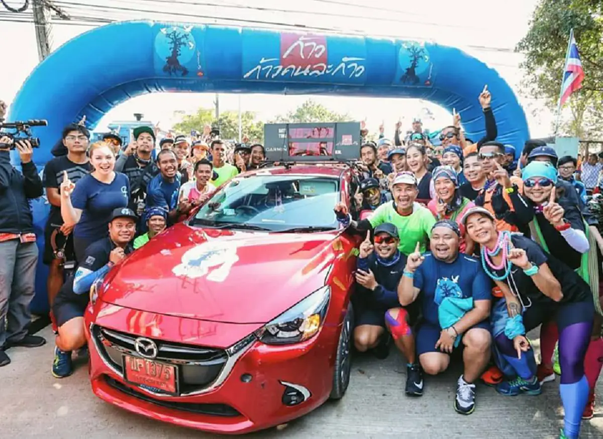 ฉีกทุกตำรา!! "โค้ชเป้ง" เผยเบื้องหลังขณะวิ่งร่วมคณะ "ตูน บอดี้สแลม" ยิ่งเห็นตารางวิ่งแทบทรุด "เฮียเราทำทุกอย่างที่ทำให้ตัวเองลำบาก"