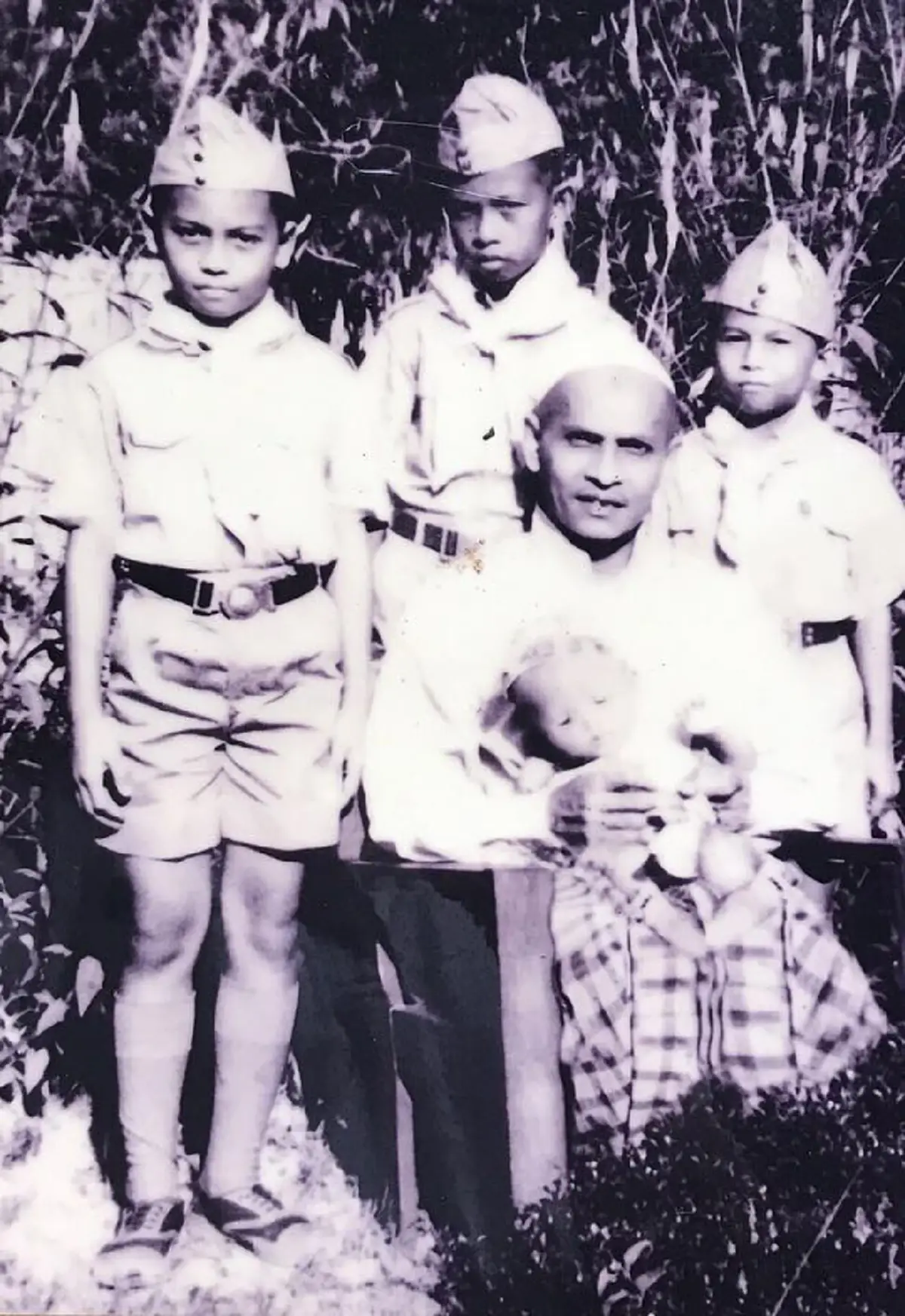 ทำดีต้องชื่นชม! ลูกๆ สานเจตนารมณ์ “สุรินทร์ พิศสุวรรณ” มอบหนังสือห้องสมุดโรงเรียนทั่วประเทศ