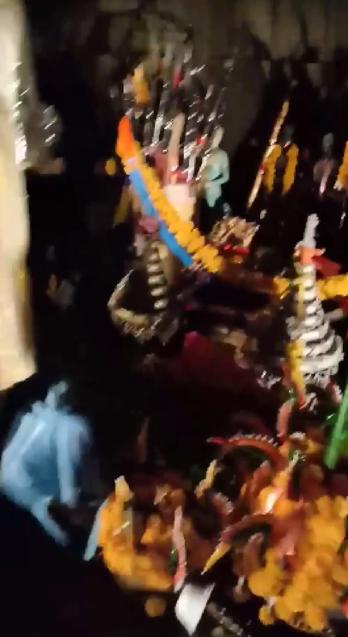 ครั้งแรกเป็นบุญตา หนุ่มโชคดีได้เข้าชมภายในประตูชุมพล สถานที่เก็บรูป-มีดดาบ"ย่าโม"น้อยคนจะได้เห็น