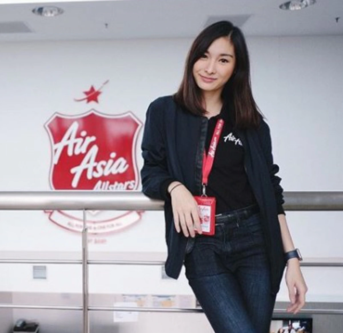 ติดปีกสำเร็จ!!! "มด ณปภัช" สุดภูมิใจ หลังเป็นเทรนนิ่งอยู่นาน ล่าสุดบินไฟท์เเรก ทำหน้าที่แอร์โฮสเตส!!!