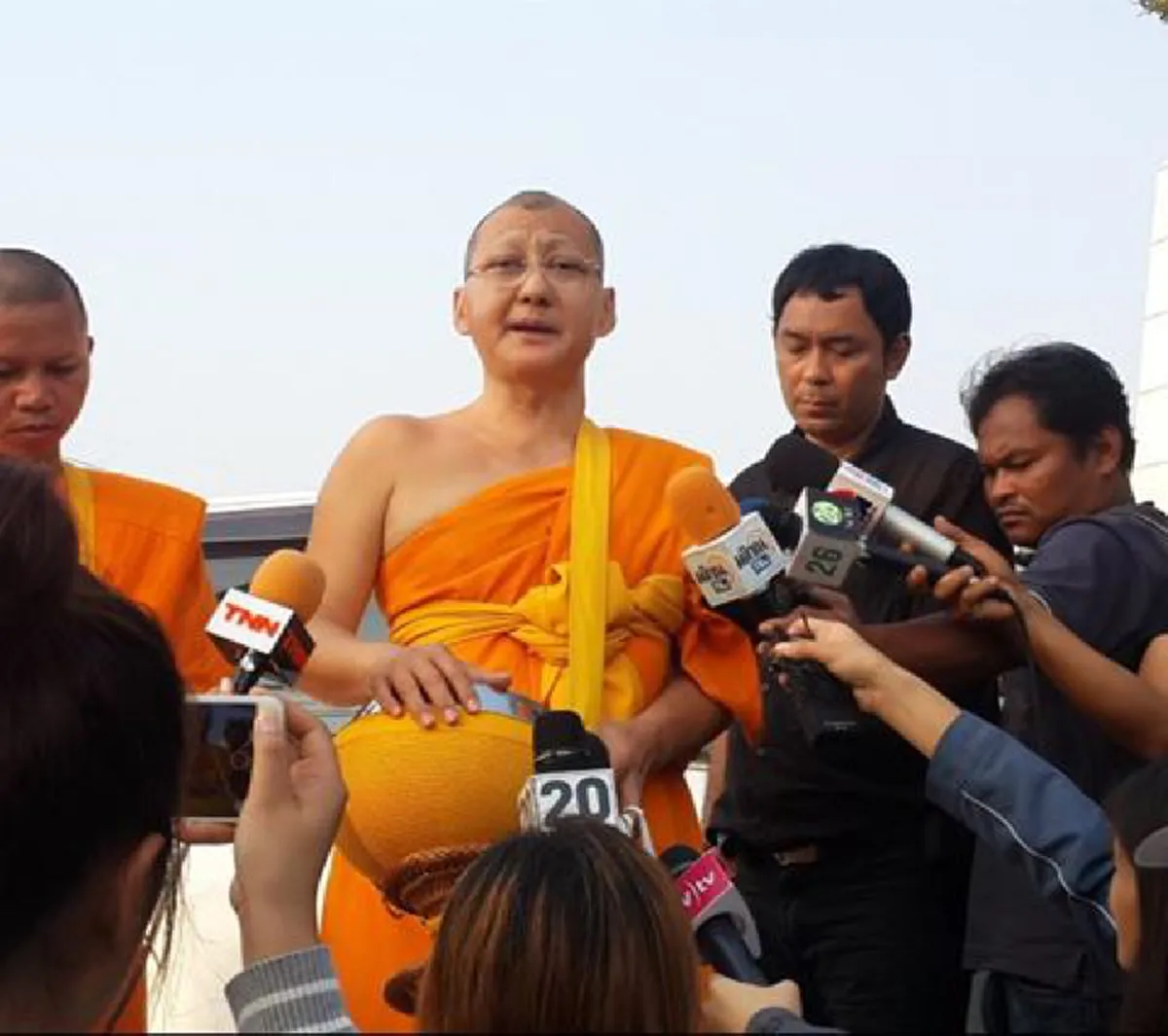 มีโรงครัวไม่ใช่หรือ!!?? "พระมหาสุรัตน์" โอดขอความเป็นธรรม หลังยอมรับเสบียงอาหารที่ตุนไว้ใกล้หมด!!(รายละเอียด)