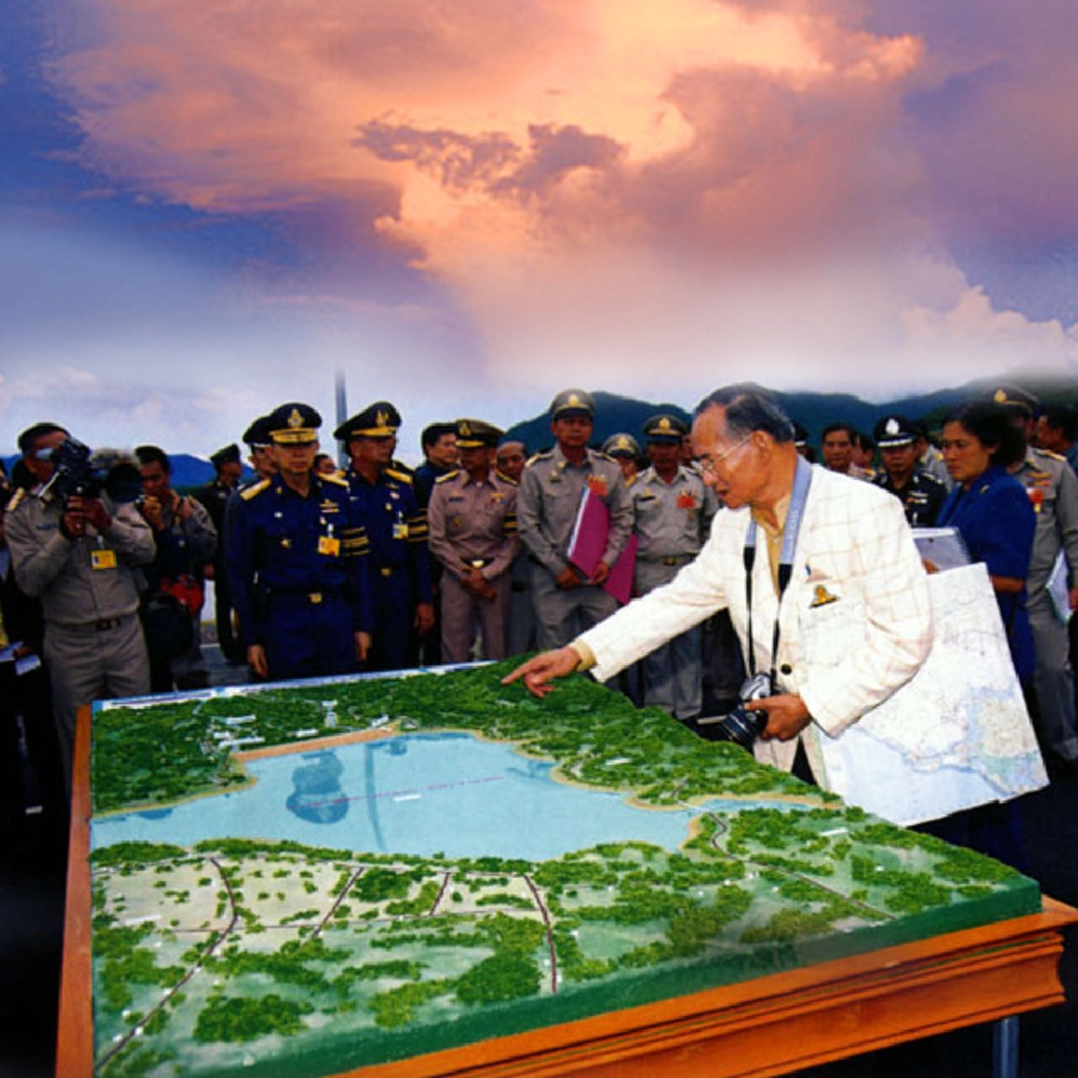 "คิดถึงพ่อ"...สิ่งที่"ในหลวง ร.9"ฝากไว้ ให้ชาวหาดใหญ่ได้พ้นภัยน้ำท่วม นับเป็นพระมหากรุณาธิคุณ ที่จะจดจำไว้ในหัวใจไปจนวันตาย...