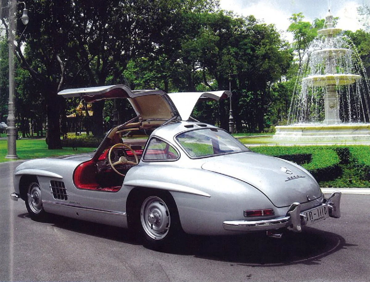 ทุกคันงามสง่ามาก!!! เปิดภาพรถยนต์พระที่นั่งของ "ในหลวง ร.๙ " ที่บางคันน้อยคนจะได้ยลโฉมพร้อมรายละเอียด