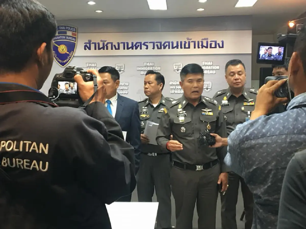 กำจัดให้สิ้นซาก!!! เดินหน้าแฉ"ขบวนการทำนาบนหลังแรงงานไทย" สร้างความร่ำรวยให้นายหน้ารวมถึงเจ้าหน้าที่รัฐบางคน งานนี้ต้องมีคนโดนเชือด!!!