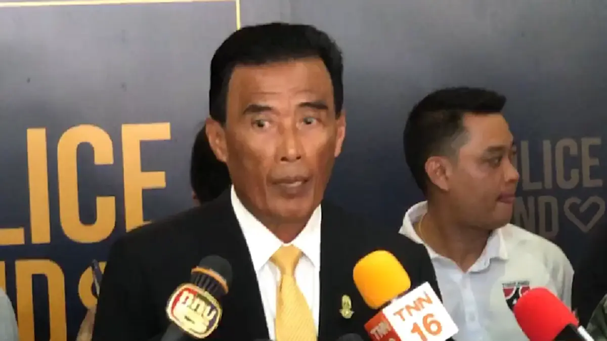 สมาคมฟุตบอลมอบเงินสินน้ำใจให้ตร.ชุดจับขบวนการล้มบอลล็อต 2 (คลิป)