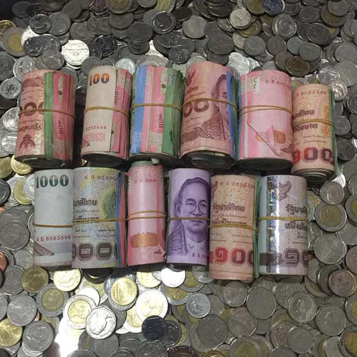 #โซเชียลแชร์สนั่น!! จากคนใช้จ่ายฟุ่มเฟือย “เก็บเงินไม่เคยอยู่” หันมาใช้วิธีนี้ 1ปี ผลที่ได้ออกมา มีเงินเก็บหลายบาท ถึงกับอยากทำตาม !!