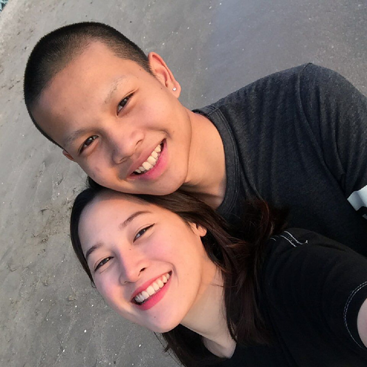สุดสะเทือนใจ!!! เปิดใจทั้งน้ำตา ครูสาวรักศิษย์หนุ่มวัย16 และการสูญเสียที่ ไม่มีวันกลับมา...ความจริงอยู่ตรงนี้แล้ว!!!(รายละเอียด)