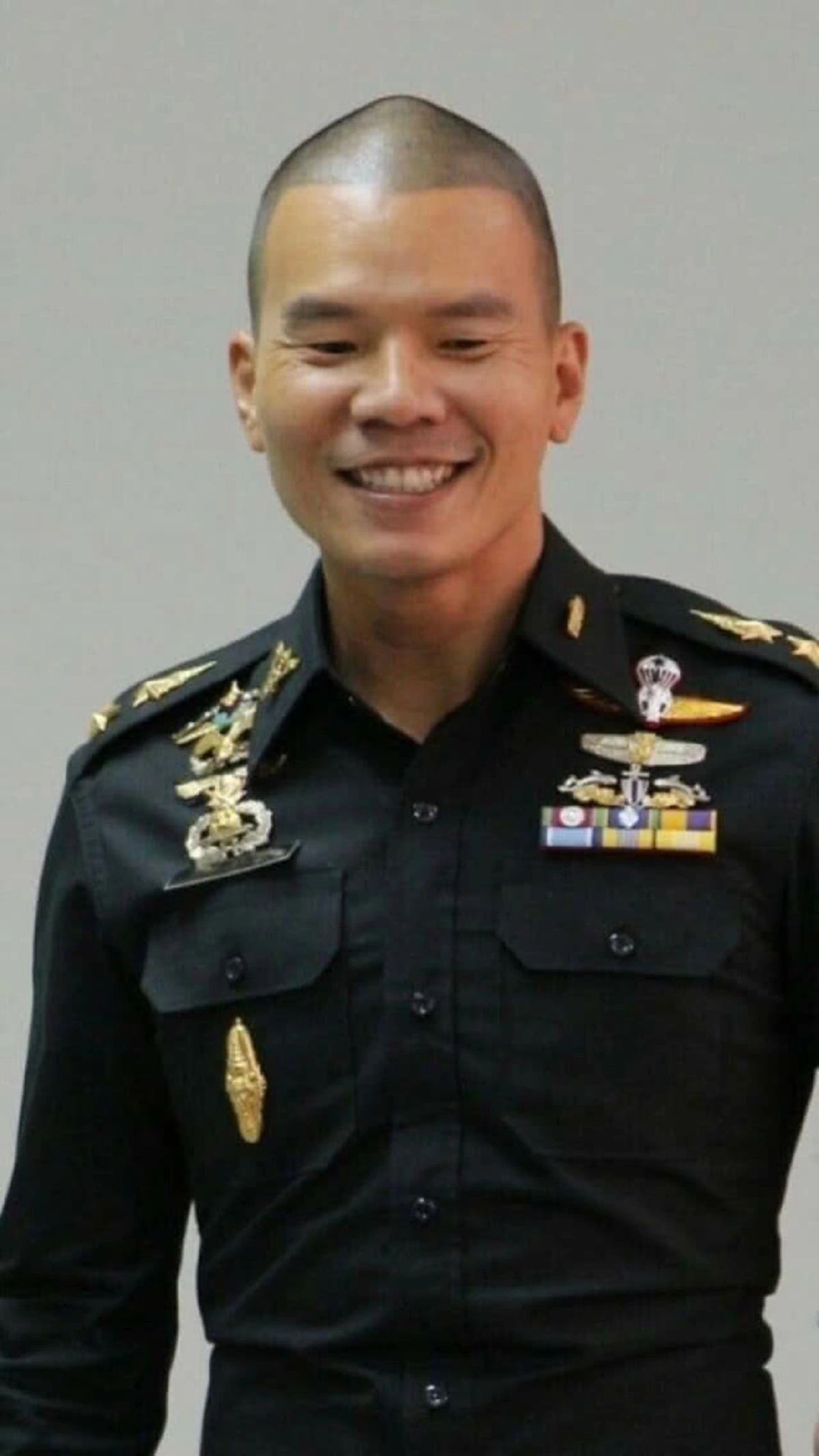 "ข้าราชการ ทหาร ตำรวจ ที่ดำรงตนเช่น พันโทภาคย์ หาได้ยากมากหรือแทบจะหาไม่ได้เลย" หมอเหรียญทองเผย 8 เรื่องความประทับใจ "หมอภาคย์"