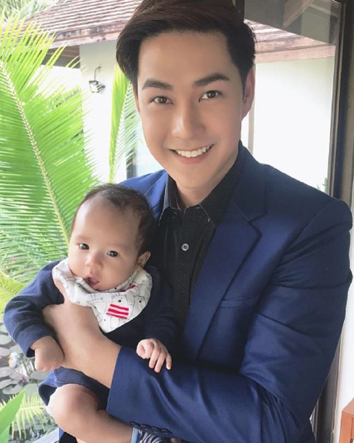 สุดเดือด!!! เมื่อภรรยา "แอมป์ พีรวัศ" ประกาศลั่นกลางไอจี ไม่ยอมให้ใครจับ "ลูกชาย" ด้วยความจริง ที่หลายคนต้องเข้าใจหัวอกคนเป็นแม่!