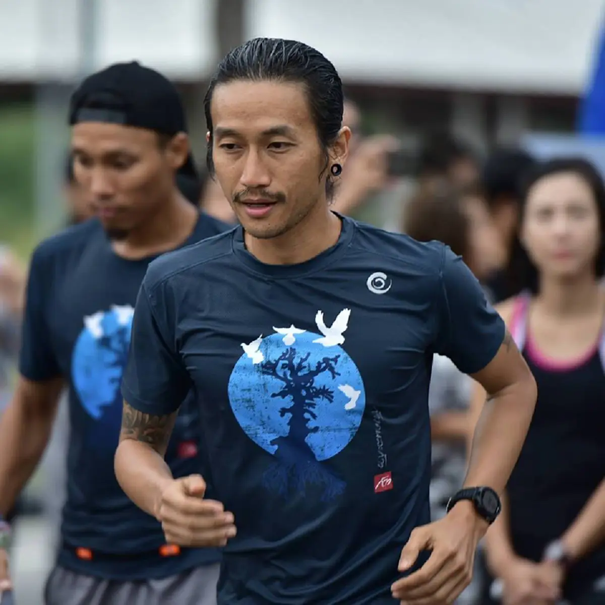 "ตูน บอดี้สแลม" ภูมิใจรับโล่ประกาศเกียรติคุณบุคคลแห่งปี 2561