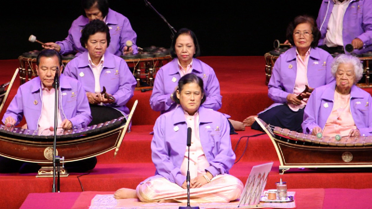 "ใครว่าคนอ้วนรำละครไม่ได้ ดูเราเป็นตัวอย่างสิ” เพราะพระองค์ต้องการศึกษาอย่างรู้จริงและลึกซึ้ง จึงเป็นที่มา “เจ้าฟ้านักอนุรักษ์มรดกไทย”