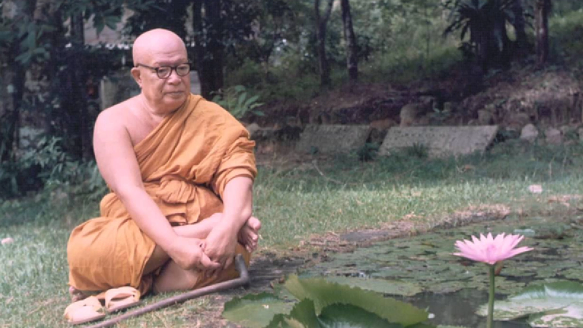 "เราไม่อยากตายคาพวงกุญแจ" เพราะไม่มีใจที่ยึดติด วาระสุดท้ายก่อนมรณภาพท่านพุทธทาสทิ้งธรรมบทที่ว่า "โลงศพของอาตมา ก็คือ ความดีที่ทำไว้ในโลก"