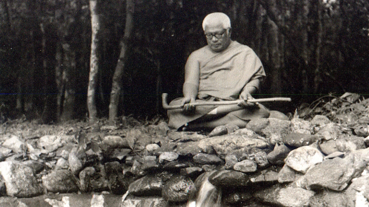 "เราไม่อยากตายคาพวงกุญแจ" เพราะไม่มีใจที่ยึดติด วาระสุดท้ายก่อนมรณภาพท่านพุทธทาสทิ้งธรรมบทที่ว่า "โลงศพของอาตมา ก็คือ ความดีที่ทำไว้ในโลก"