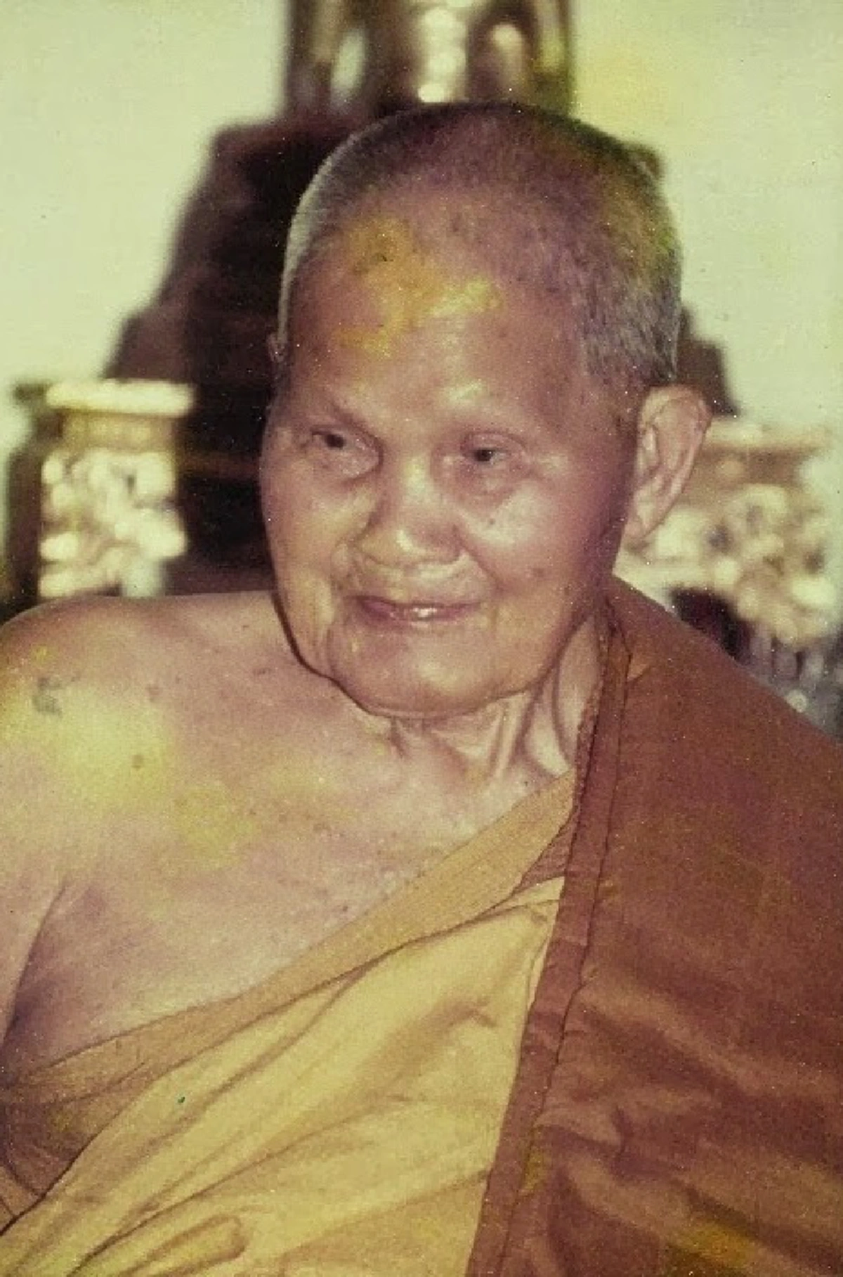 ด้วยบารมีหลวงปู่ชอบ!! เมื่อพญานาคในลำน้ำโขงโกรธ เพราะชาวบ้านทิ้งเศษอาหารลงแม่น้ำ จึงทำให้เกิดอาเพศร้ายแรง จนหลวงปู่ต้องมาห้ามไว้ถึงจะสงบ !!!