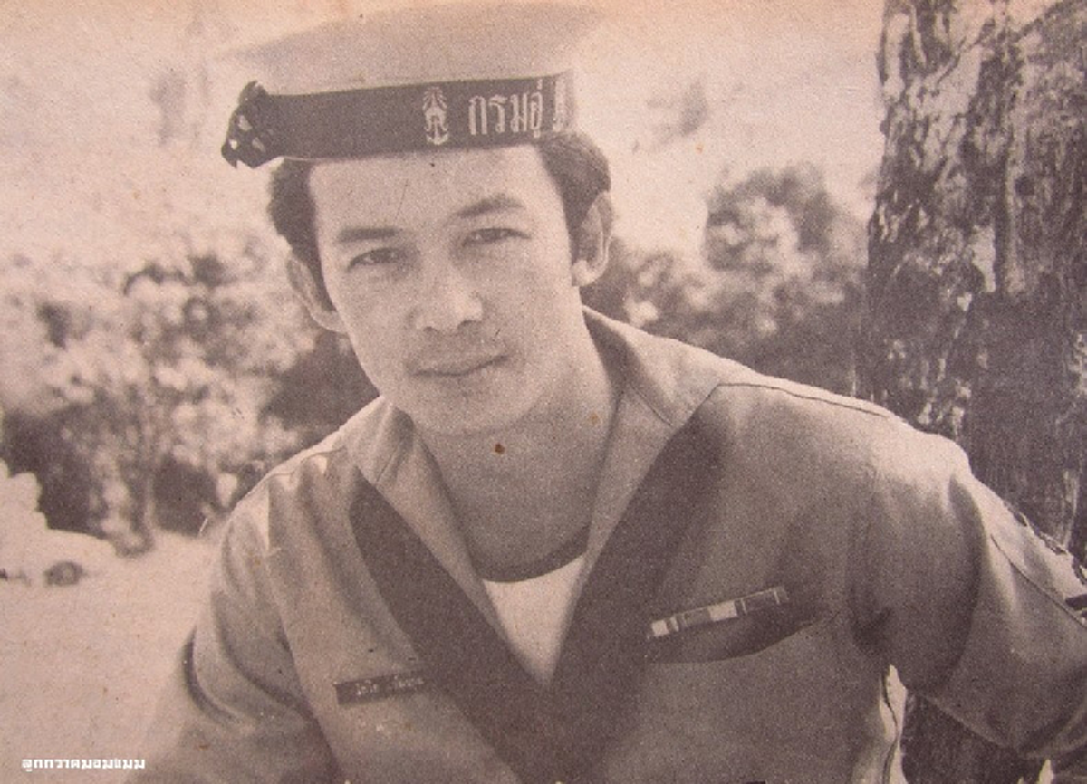 *ขยี้ตาวนไป!!! เปิดภาพล่าสุด ลูกสาวอดีตพระเอกชื่อดัง "โกวิทย์ วัฒนกุล" ที่ไม่เคยมีใครเห็นมาก่อน บอกเลยแต่ละคนสวยเก่งดีกรีไม่ธรรมดา!!!