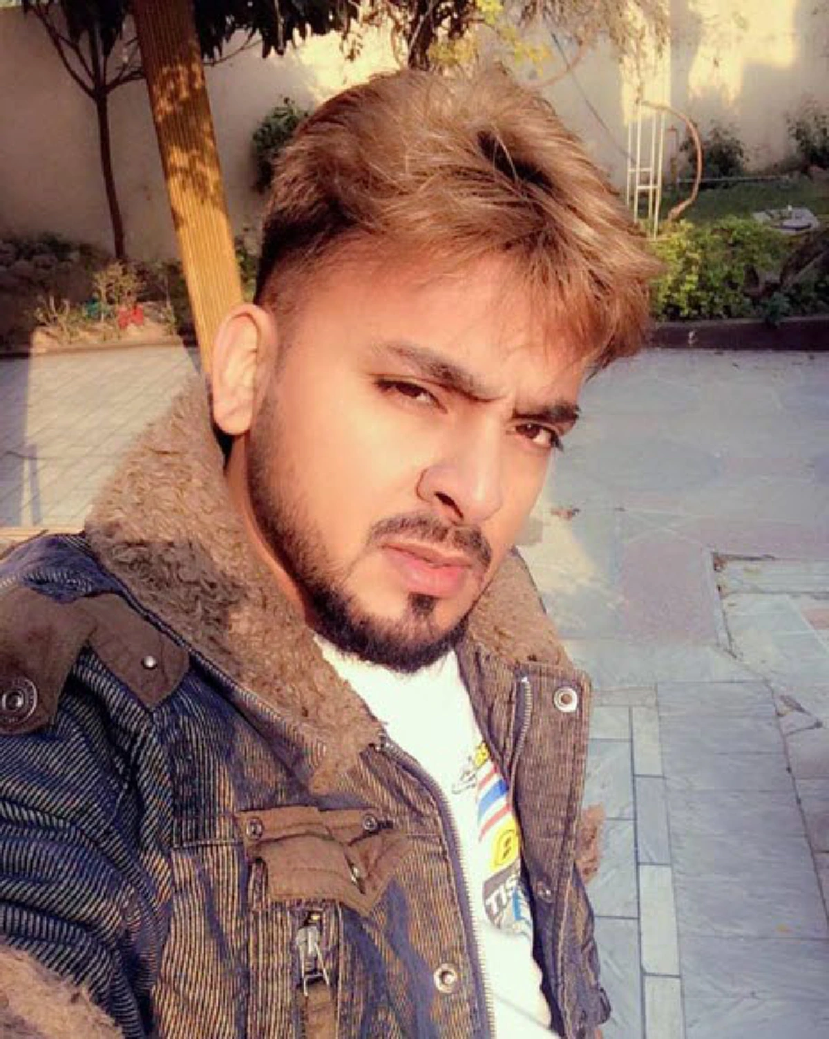 โซเชียลกระเพื่อม!!! "น้าแมน" บินตรงสุราษฎร์ล่า "บังแจ็ค" สุดซ่าส์อาละวาดปากดีขู่คนไปทั่ว แฉประวัติสุดพีคใช้คำว่าเลวยังน้อยไป!!??!!