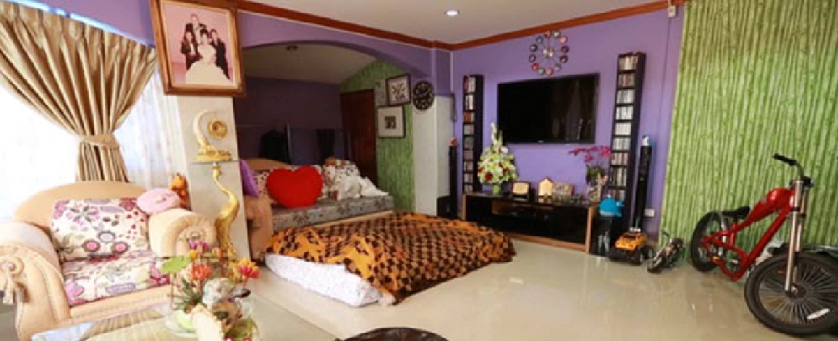 ***เปิดบ้านตลกซุปตาร์ &quot;โหน่ง ชะชะช่า&quot; แบบทุกซอกทุกมุม พร้อมเผยของสะสมสุดรัก !? (คลิป)