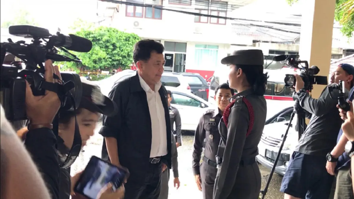 ทวงหนี้ให้นาย !! คาดกลุ่มรับงานทวงหนี้ให้นาย ไม่ใช่มือปืนรับจ้าง ลงมืดสังหารโหด 8 ศพ สอบต่อเชื่อมโยงค้ายาหรือไม่ (รายละเอียด)