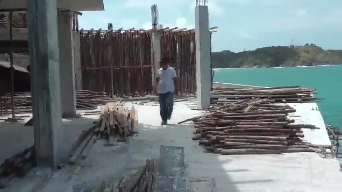 รื้อถอนให้หมด !!สั่งระงับสร้างบ้านหรู อ่าวเสน-แหลมกระทิง  และสั่งรื้อถอนสิ่งที่ไม่มีในแบบภายใน 30 วัน