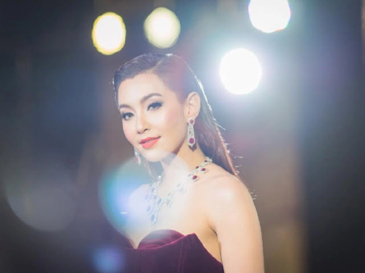 #ขยี้ตารัวๆ!! ส่องภาพ “ก่อนเข้าวงการ” ของ “เบลล่า ราณี” นางเอกสาวชื่อดัง แทบไม่เชื่อสายตา เห็นแล้วบอกเลย ถึงกับช็อกตาค้าง !! (ชมภาพ)