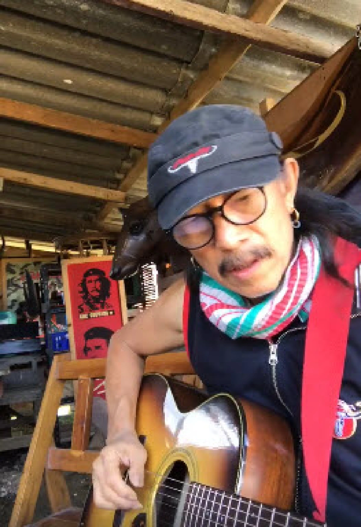 เป็นบุญเหลือเกิน !! "แอ๊ด คาราบาว" ร้องเพลงนี้จากใจกับภารกิจ "แปลงกวีให้เป็นเพลง" บทประพันธ์ของ "พระอาจารย์ ว.วชิรเมธี" (คลิป)