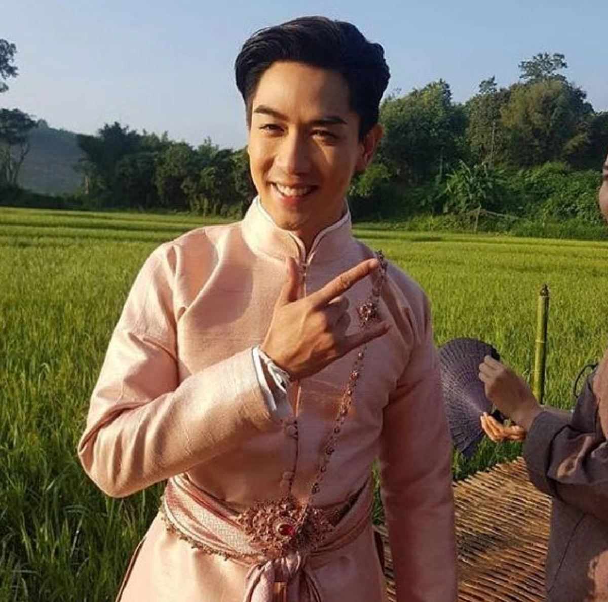 พระองค์หญิงทรงเมตตา ... "นิว - เป๊ก" สุดซาบซึ้ง "พระองค์เจ้าสิริวัณณวรีนารีรัตน์" ทรงเมตตาประทานพร ในพิธีหมั้นที่จังหวัดเชียงใหม่(ภาพ)