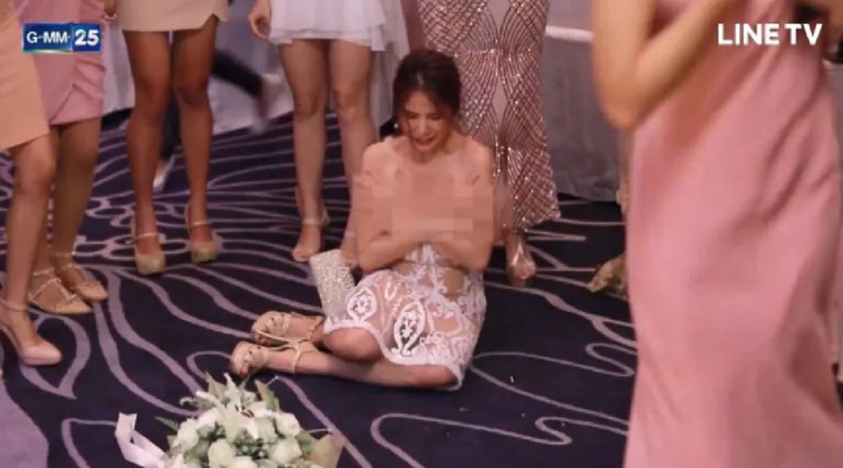 #แตกตื่นกันทั้งงาน!!  “ฝน ฮอร์โมน” งานเข้า “เก็บเต้าไม่เนียน” จนแต๊บหลุด! ทำหนุ่มๆพากันช็อค! ตาถลนกันทุกคน !! (ชมภาพ)