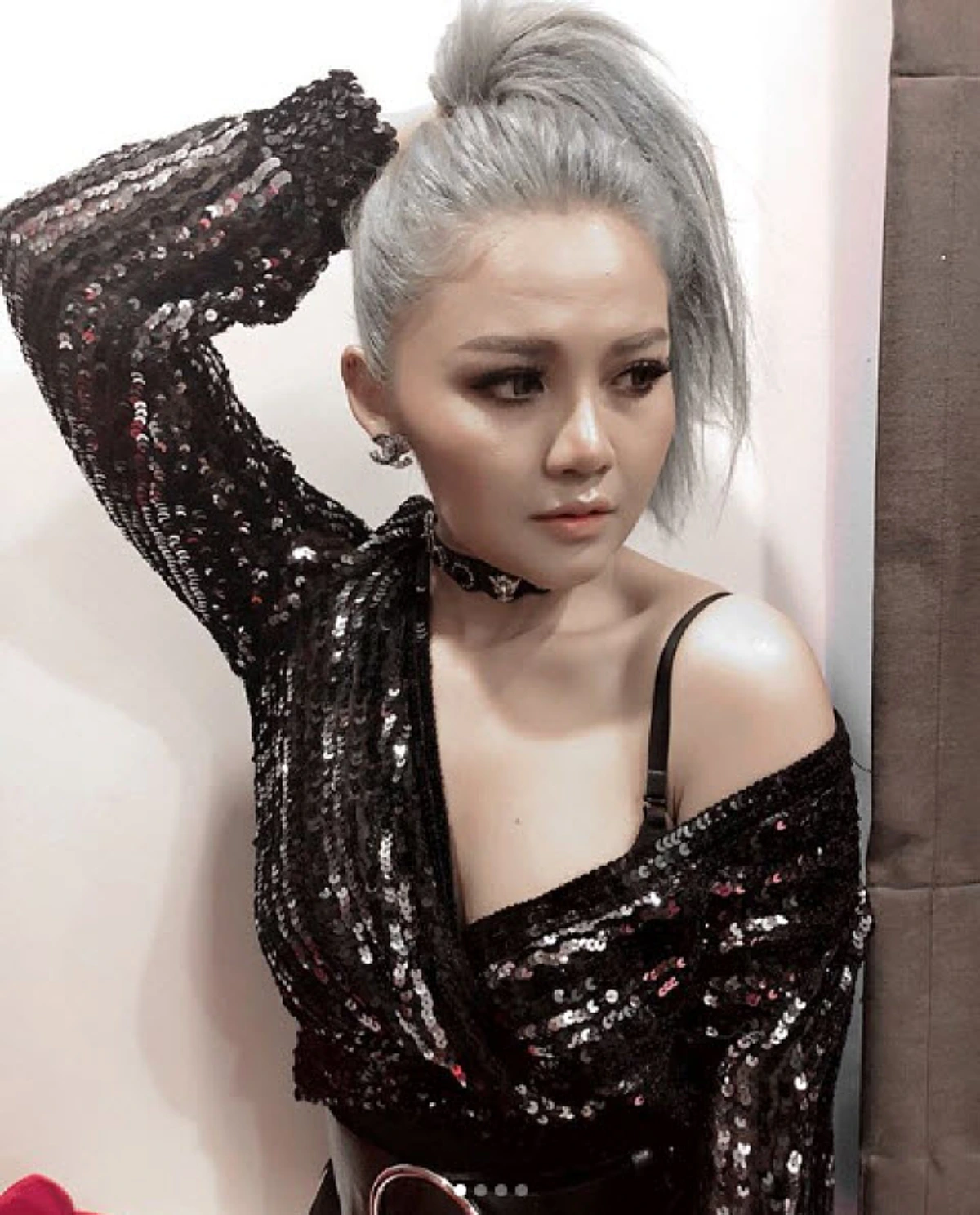 ***อลังปังเว่อร์ !! เปิดภาพนักร้องลูกทุ่งเสียงหวาน "ตั๊กแตน ชลดา" ล่าสุดเซ็กซี่ขึ้นเป็นกองจนแทบจำลุคส์เดิมไม่ได้ (ชมภาพ)