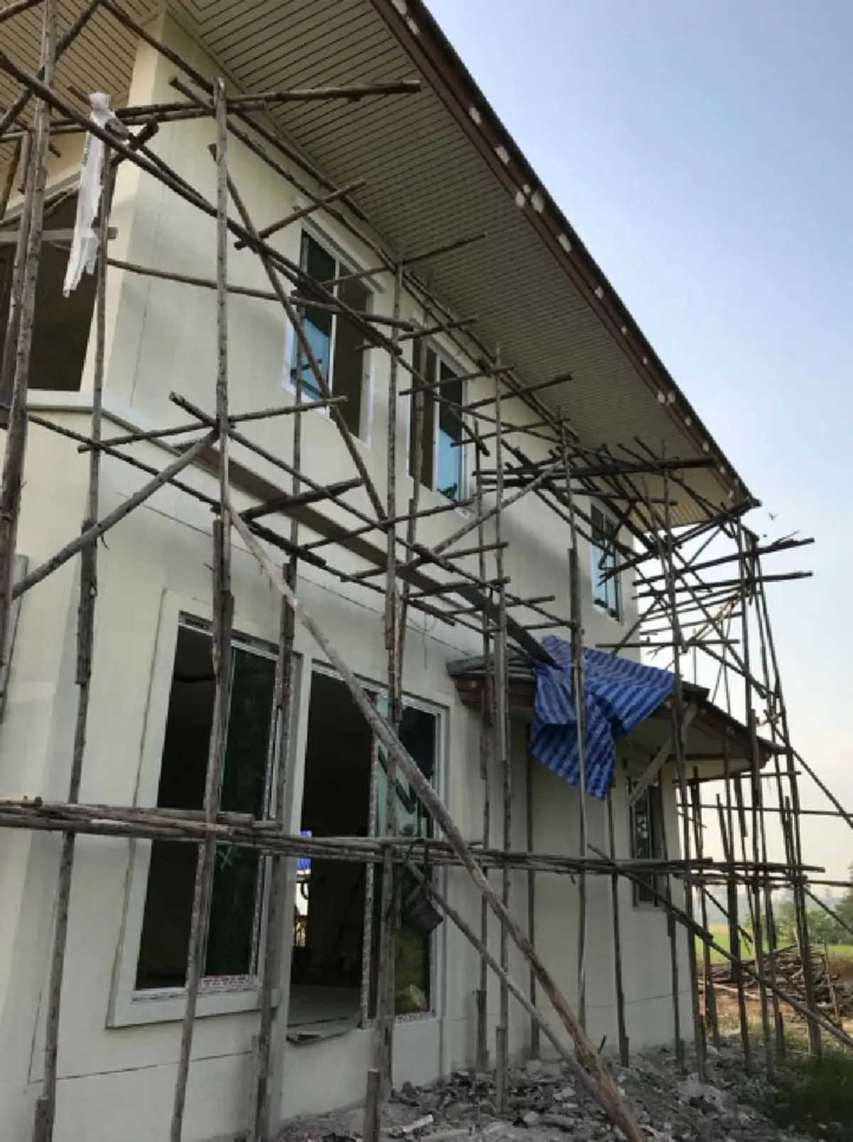 #เวอร์วังอลังการ!! เปิดบ้าน “จ๊ะ อาร์สยาม” สุดปลื้มปริ่ม ใกล้เสร็จแล้ว หลังโหมทำงานอย่างหนัก เพื่อครอบครัว !! (ชมภาพ)