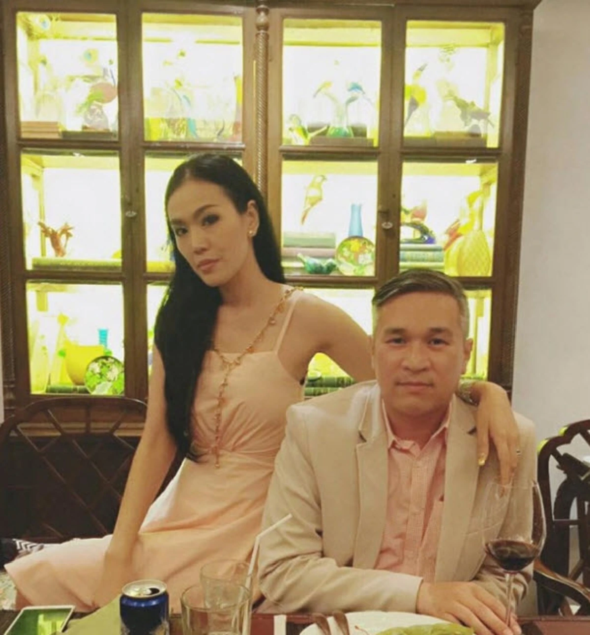 **คนทั้งประเทศยังไม่ลืม ?? เปิดภาพ 8 พระเอกชื่อดัง "หันหลังให้วงการ" อย่างถาวร ! แต่แฟนคลับยังคับคั่งเหมือนเช่นเคย ! (ภาพ)