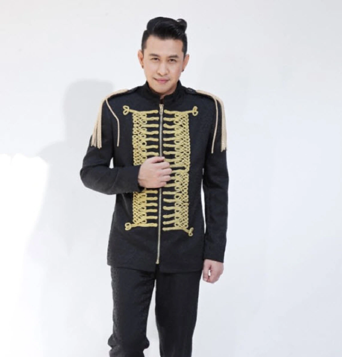 #เคยเห็นกันหรือยัง!! ส่อง “3 ซุปตาร์ดัง” ที่เคยเป็นข่าวกับ “แจ๊ค ธนพล” ก่อนจะมาคบ “จ๊ะ อาร์สยาม” บอกได้คำเดียว แต่ละคนแซ่บเวอร์ !!