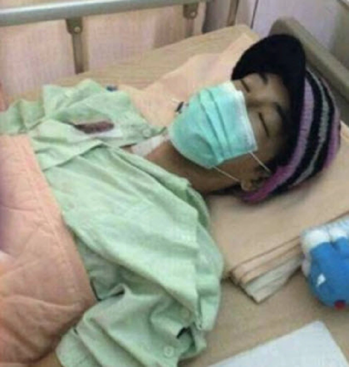 **ช็อกวงการบันเทิง !!! "นักแสดงชื่อดัง" เก็บตัวเงียบ - ขาดการติดต่อกว่า 10 ปี ! หลังล้มป่วย "อัมพาต" ก่อนกลับมาเผยเรื่องจริงสุดกลั้นน้ำตา ?