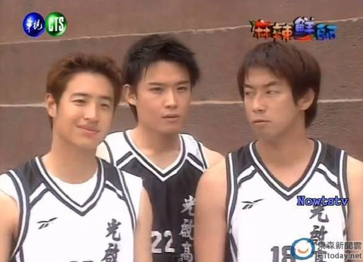 **ช็อกวงการบันเทิง !!! "นักแสดงชื่อดัง" เก็บตัวเงียบ - ขาดการติดต่อกว่า 10 ปี ! หลังล้มป่วย "อัมพาต" ก่อนกลับมาเผยเรื่องจริงสุดกลั้นน้ำตา ?